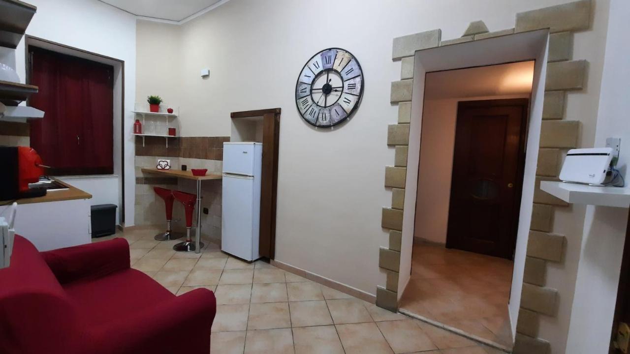 White Home 2 San Gregorio 14 Napoli Bagian luar foto