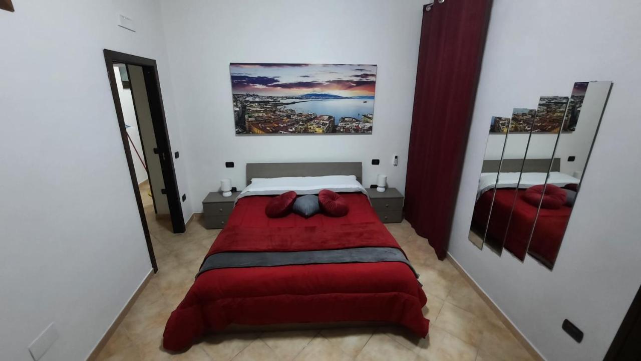 White Home 2 San Gregorio 14 Napoli Bagian luar foto