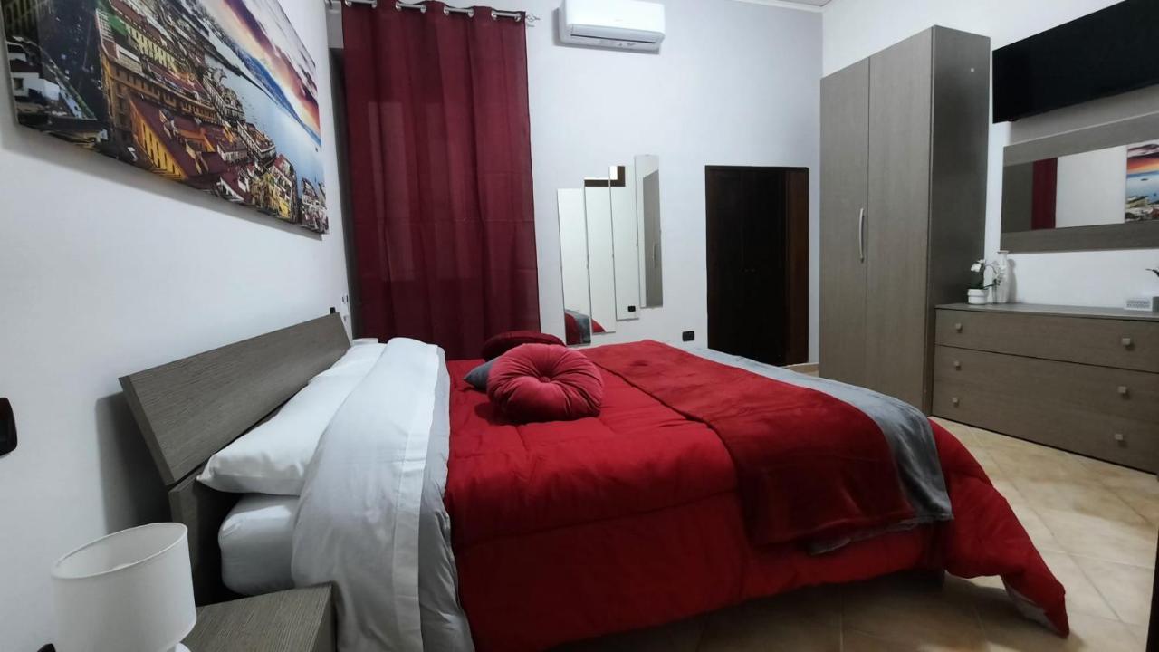 White Home 2 San Gregorio 14 Napoli Bagian luar foto
