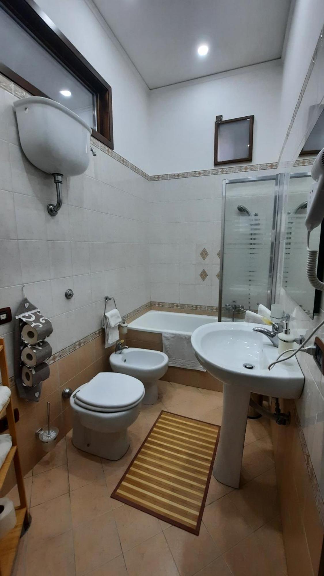 White Home 2 San Gregorio 14 Napoli Bagian luar foto